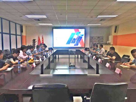 中科院海岸带研究所向导专家一行到尊龙Z6官方网站软件考察